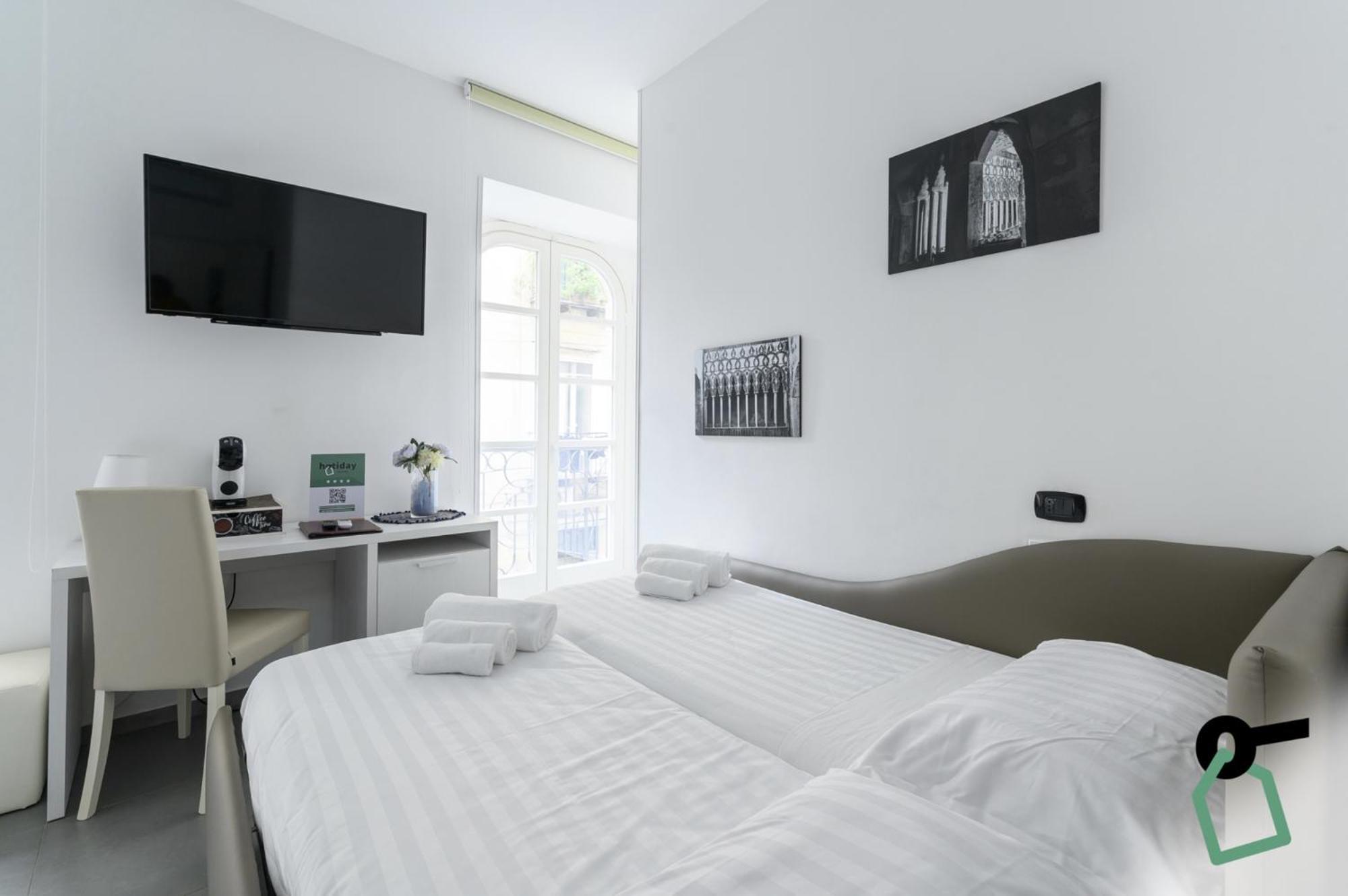 Hotiday Room Collection - Napoli Sant'Arcangelo Exterior foto